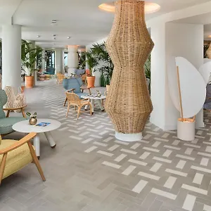 Otel Me Terramar, Sitges
